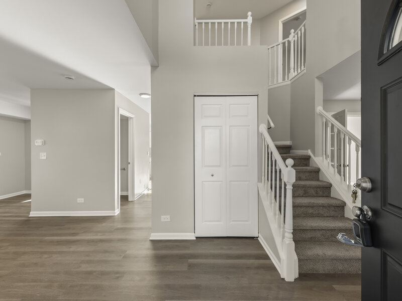 568 Rebecca Lane Bolingbrook IL 60440