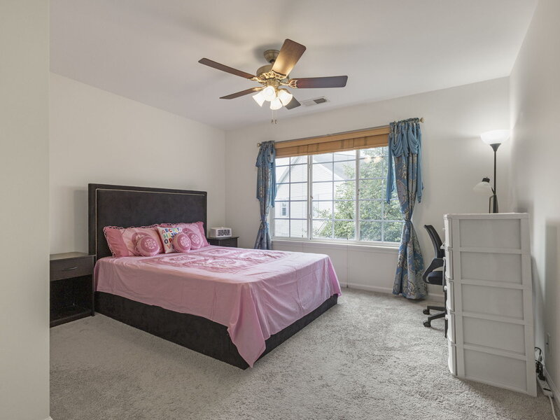 721 Hanbury Drive Des Plaines IL 60016