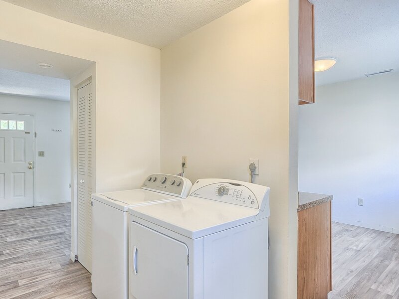 605 English Creek Court Champaign IL 61821