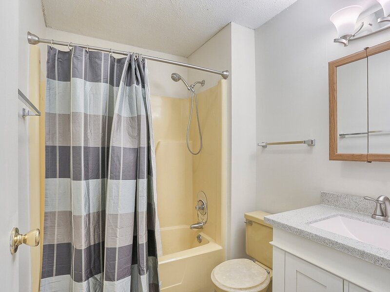 605 English Creek Court Champaign IL 61821