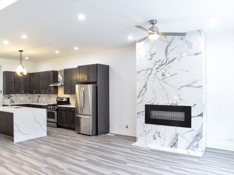 5843 S Indiana Avenue Chicago IL 60637