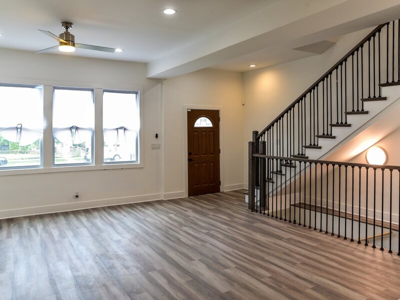 5843 S Indiana Avenue Chicago IL 60637