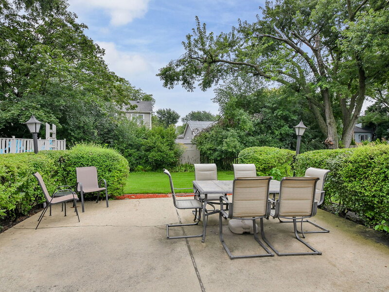 2287 Durham Drive Wheaton IL 60189