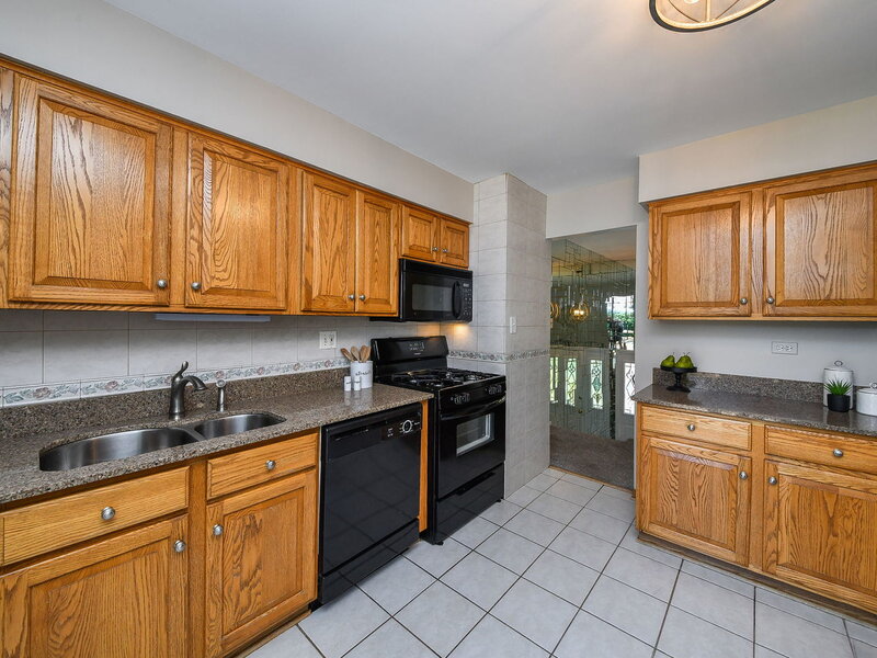 2287 Durham Drive Wheaton IL 60189