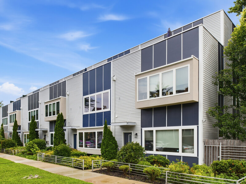 3573 W Wabansia Avenue Chicago IL 60647