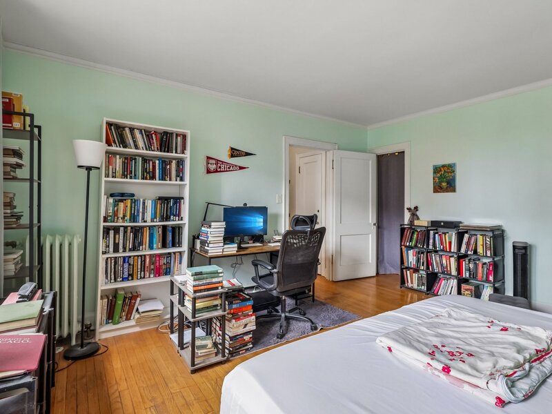 1755 E 55th Street Chicago IL 60615