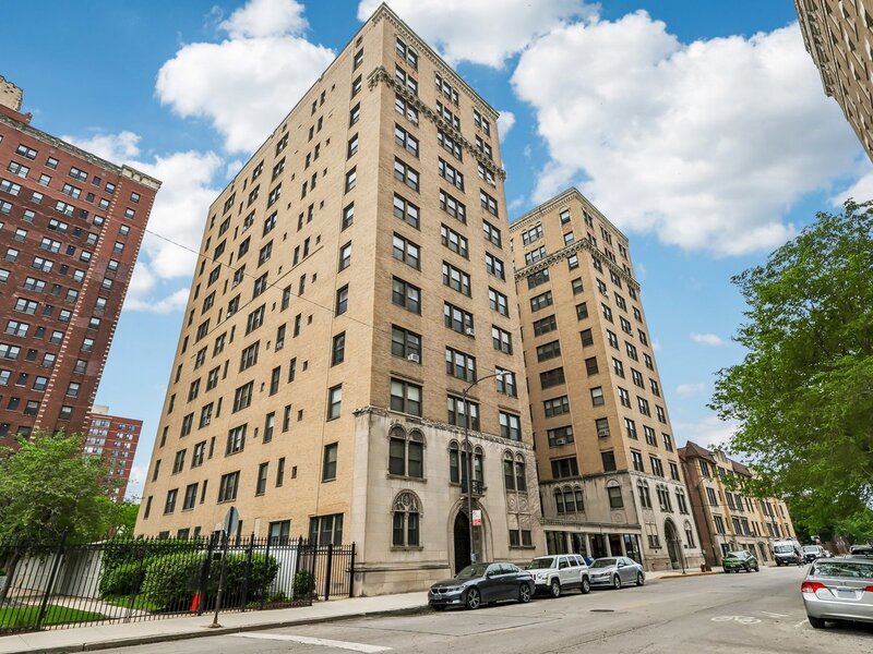 1755 E 55th Street Chicago IL 60615