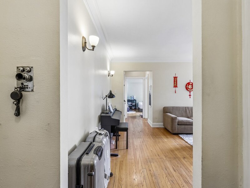 1755 E 55th Street Chicago IL 60615