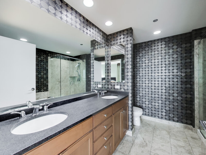 600 N Lake Shore Drive Chicago IL 60611