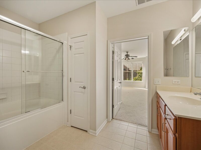 1781 Tudor Lane Northbrook IL 60062