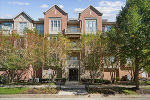 Photo of 1781 Tudor Lane Northbrook IL 60062 Unit 204