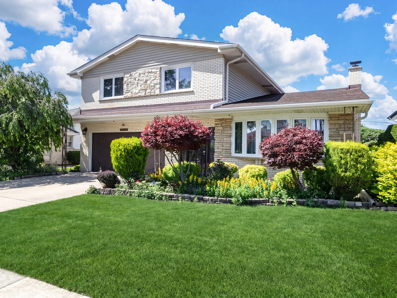 8432 W Amelia Drive Niles IL 60714
