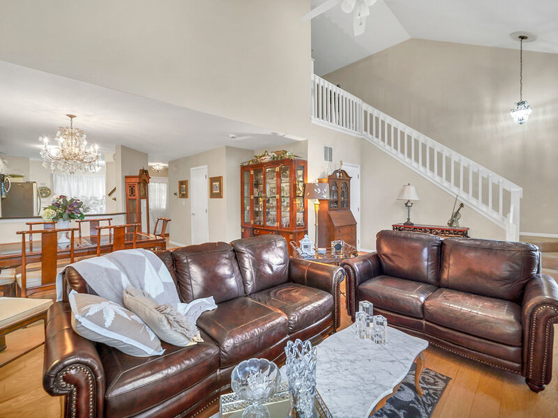 357 Arquilla Court Bloomingdale IL 60108