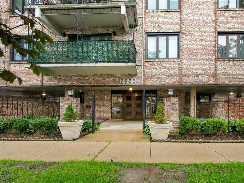 7525 W Lawrence Avenue Harwood Heights IL 60706