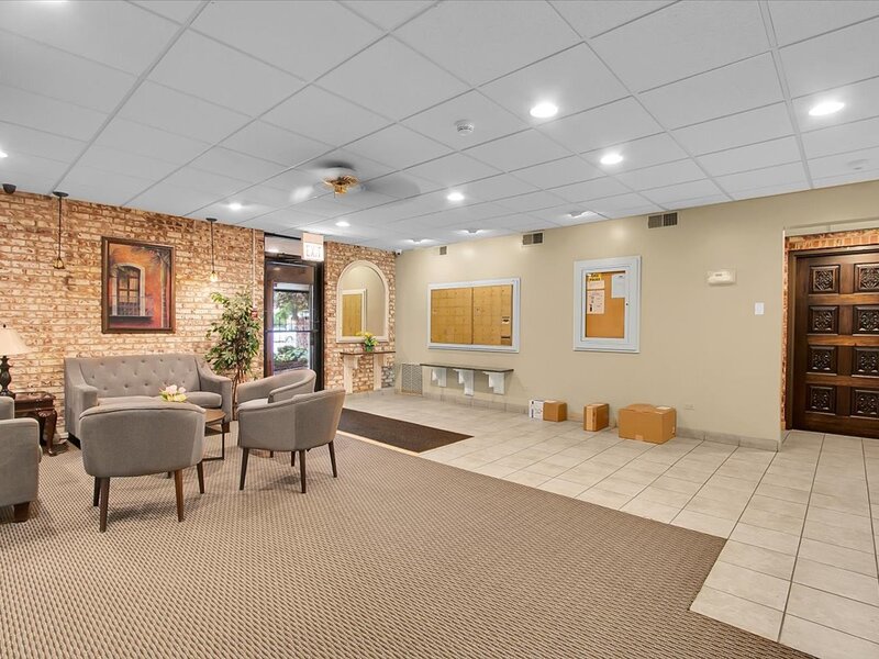 7525 W Lawrence Avenue Harwood Heights IL 60706