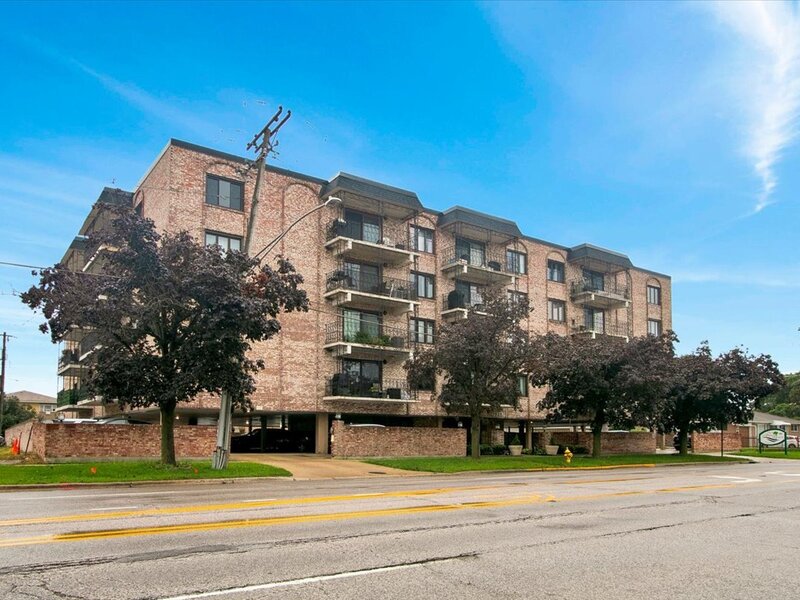 7525 W Lawrence Avenue Harwood Heights IL 60706