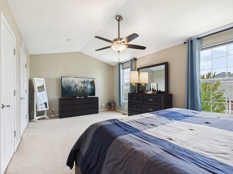 3402 Neubauer Circle Lindenhurst IL 60046