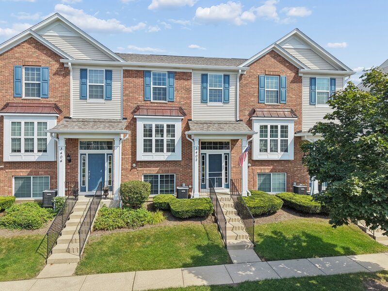 3402 Neubauer Circle Lindenhurst IL 60046