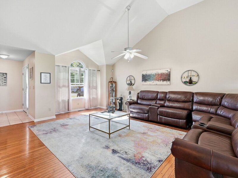 1419 Coral Bell Drive Joliet IL 60435