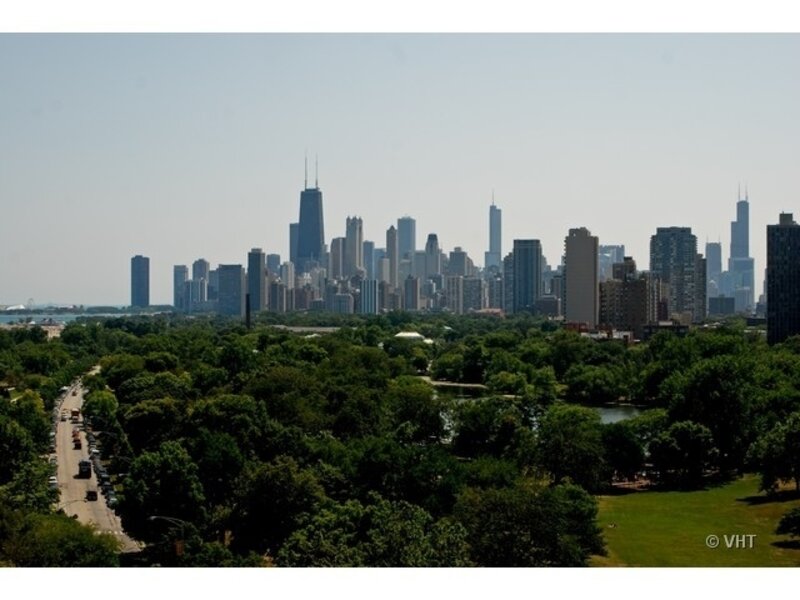330 W Diversey Parkway Chicago IL 60657