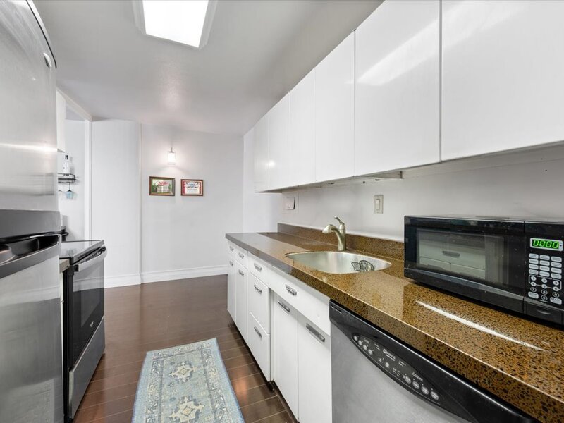 330 W Diversey Parkway Chicago IL 60657