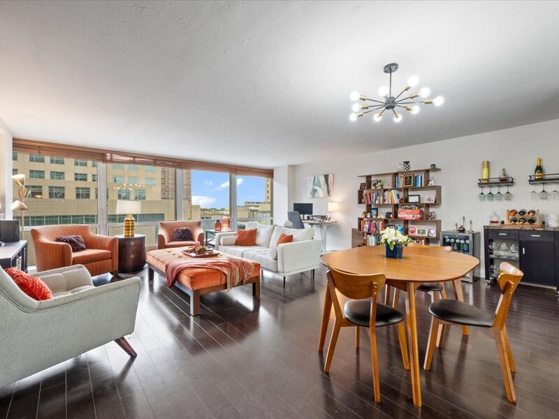 330 W Diversey Parkway Chicago IL 60657