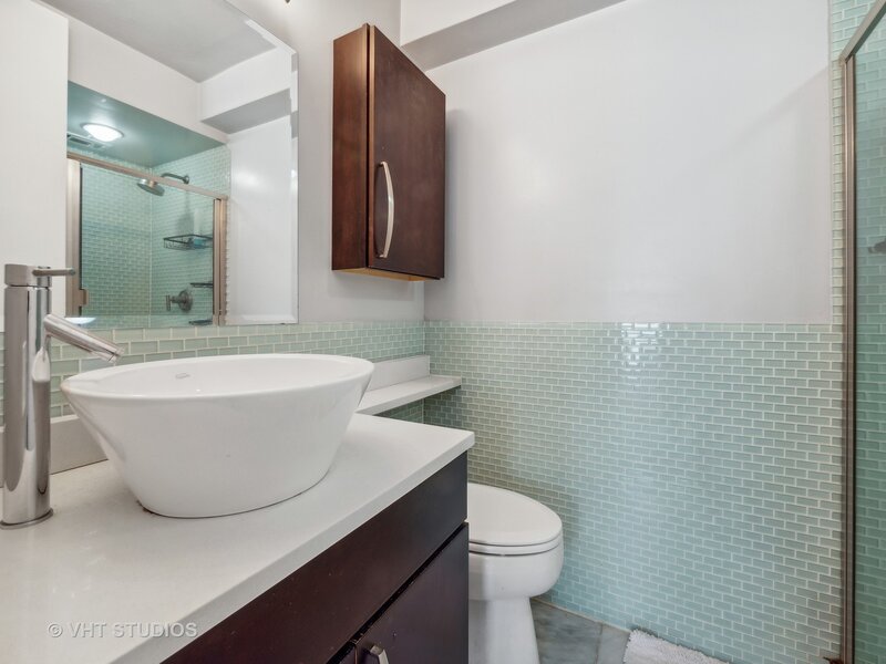 330 W Diversey Parkway Chicago IL 60657
