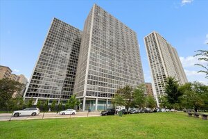 Photo of 330 W Diversey Parkway Chicago IL 60657 Unit 706
