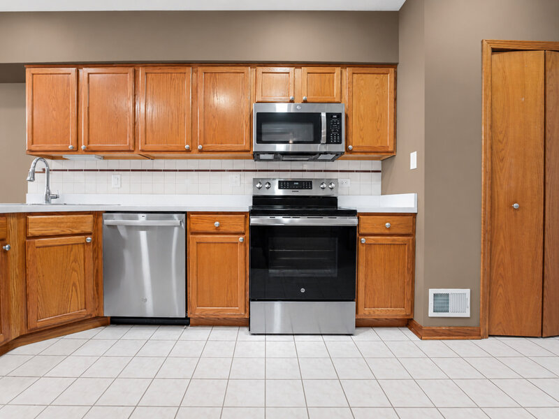 16612 Knottingwood Avenue Oak Forest IL 60452