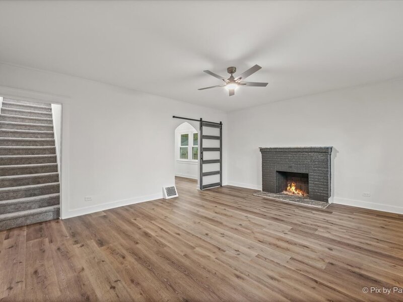 1614 S Carroll Avenue Freeport IL 61032