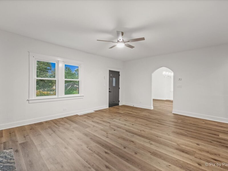 1614 S Carroll Avenue Freeport IL 61032