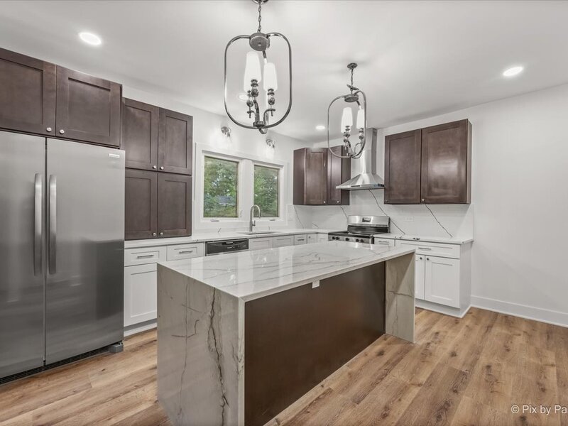 1614 S Carroll Avenue Freeport IL 61032