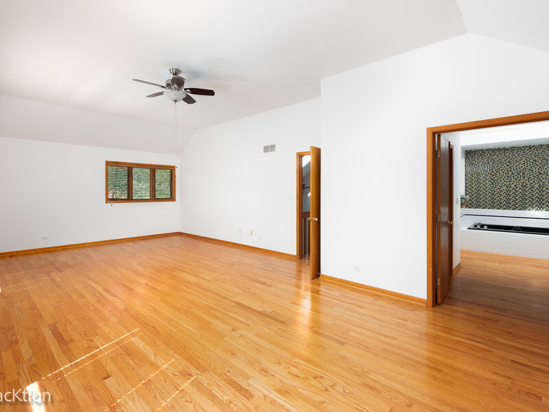 6 Potomac Court Bolingbrook IL 60440