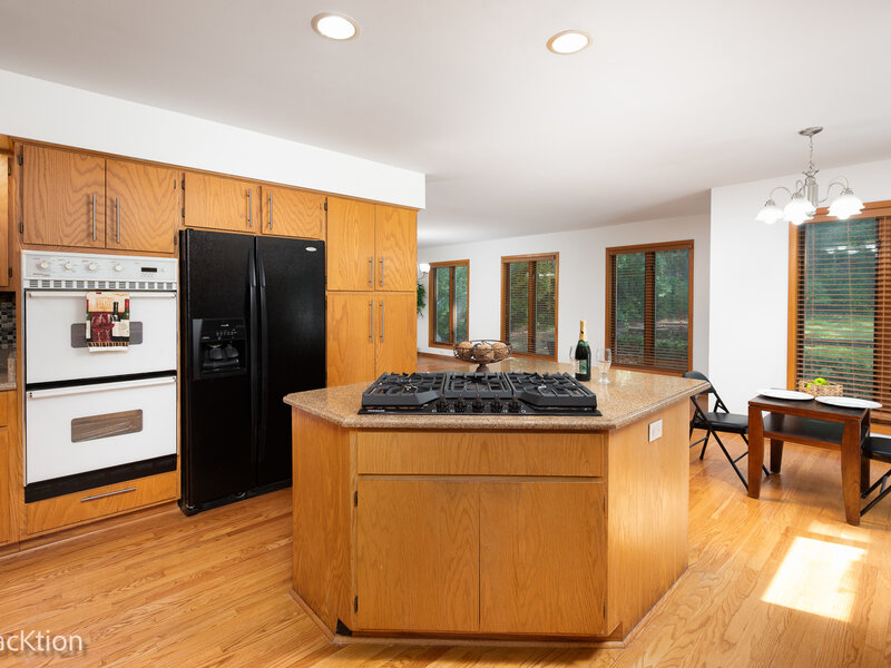 6 Potomac Court Bolingbrook IL 60440