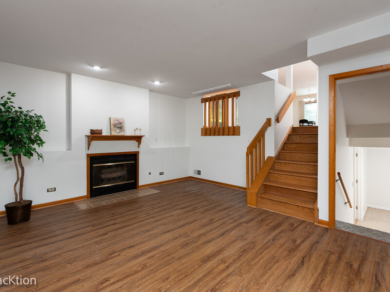 6 Potomac Court Bolingbrook IL 60440