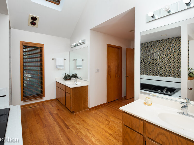6 Potomac Court Bolingbrook IL 60440