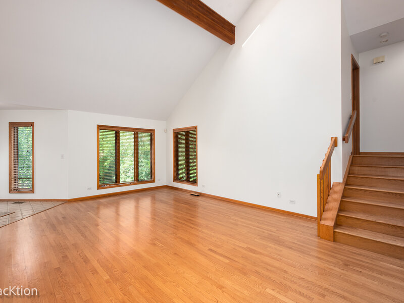 6 Potomac Court Bolingbrook IL 60440