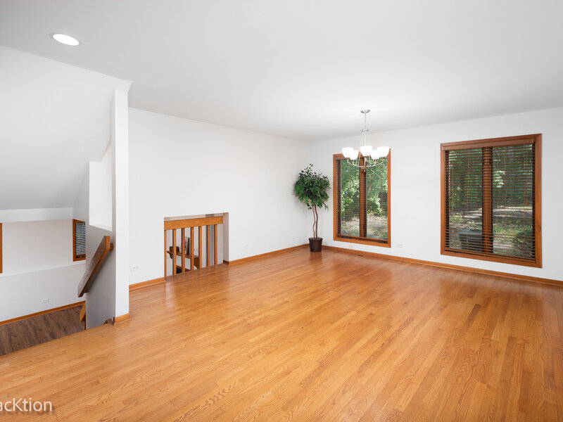6 Potomac Court Bolingbrook IL 60440