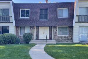 Photo of 3018 Roberts Drive Woodridge IL 60517 Unit 3
