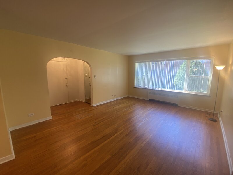 2637 W Fitch Avenue Chicago IL 60645