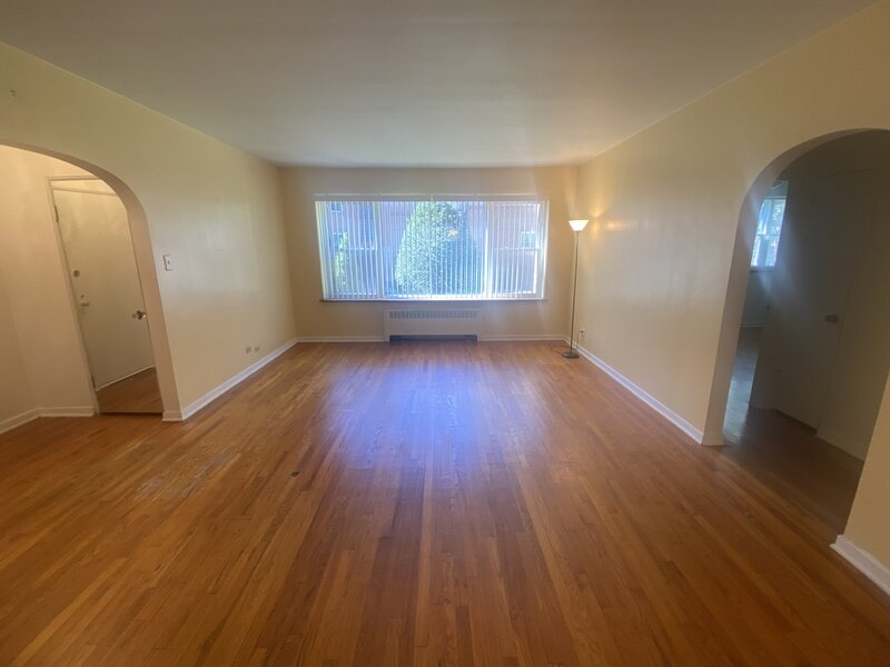 2637 W Fitch Avenue Chicago IL 60645