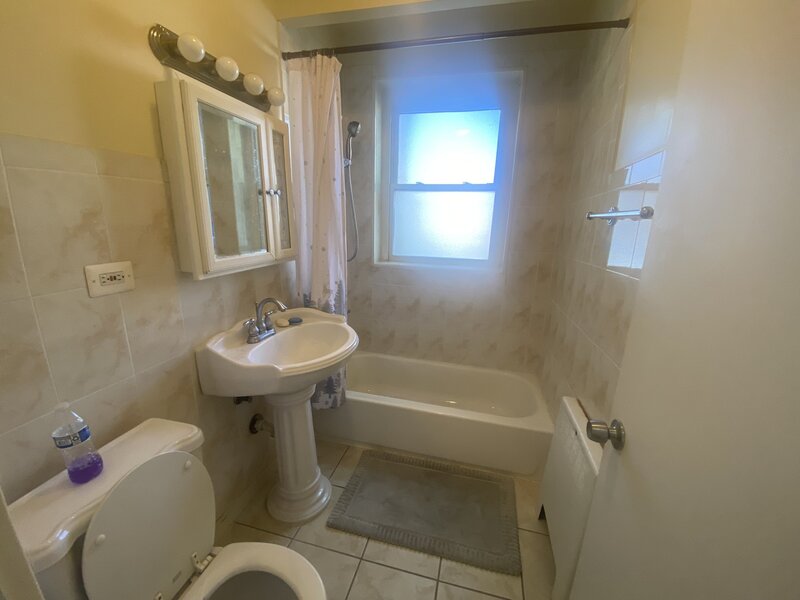 2637 W Fitch Avenue Chicago IL 60645