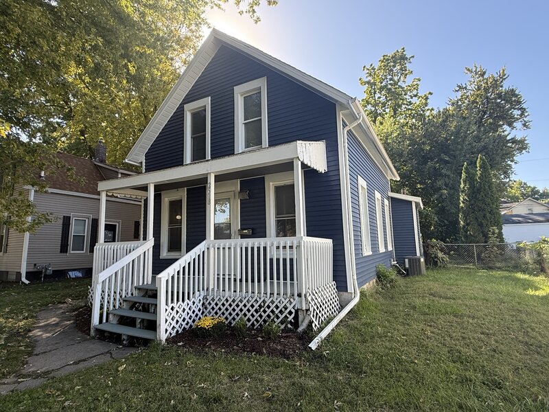 2518 5th Avenue Moline IL 61265
