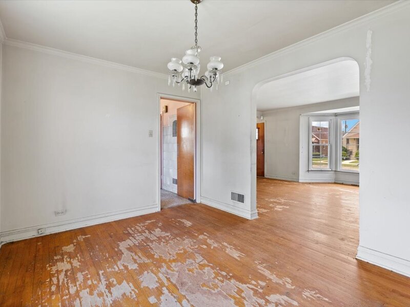 8423 S Wolcott Avenue Chicago IL 60620