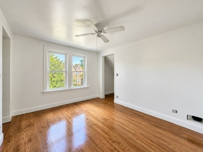 7645 S Drexel Avenue Chicago IL 60619