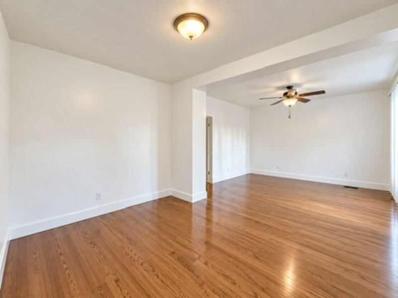 7645 S Drexel Avenue Chicago IL 60619