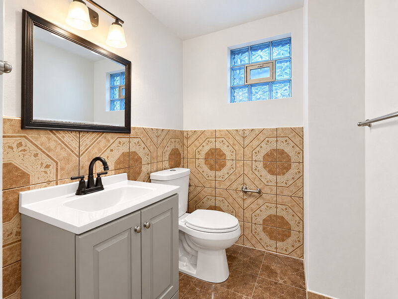7645 S Drexel Avenue Chicago IL 60619