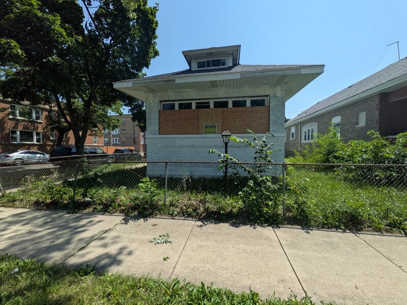 8001 S Laflin Street Chicago IL 60620