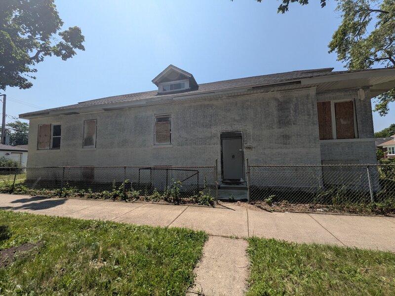 8001 S Laflin Street Chicago IL 60620