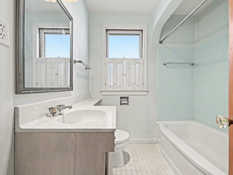 3514 N Opal Avenue Chicago IL 60634